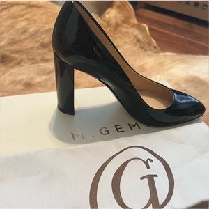 M. Gemi black patent heels 7.5
